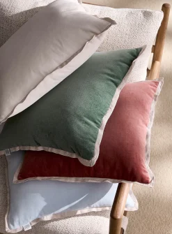 Contrasting trim velvet removable-cover cushion