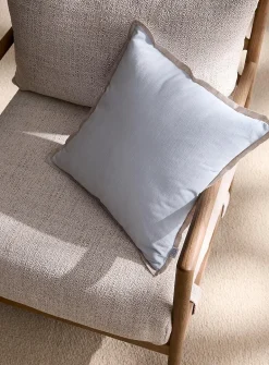 Contrasting trim velvet removable-cover cushion