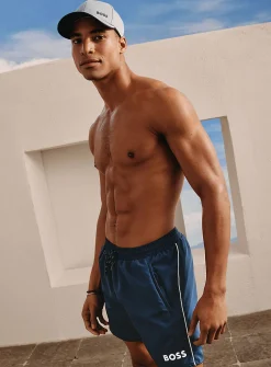 Contrast-trim swim short