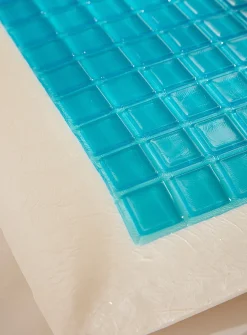 Cooling gel memory foam pillow