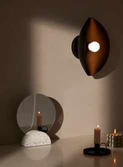 Coquelicot light fixture