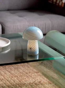 Cordless mushroom table lamp