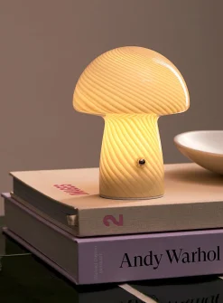 Cordless mushroom table lamp