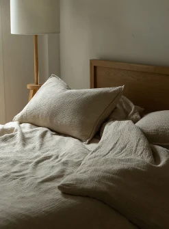 Cotton and linen pillowcase set