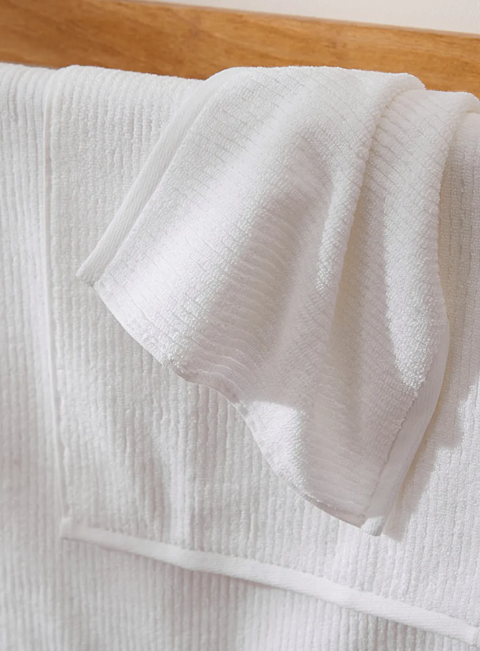 Cotton and modal towels