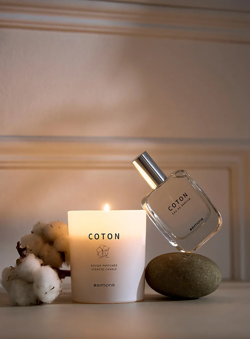 Cotton scented candle