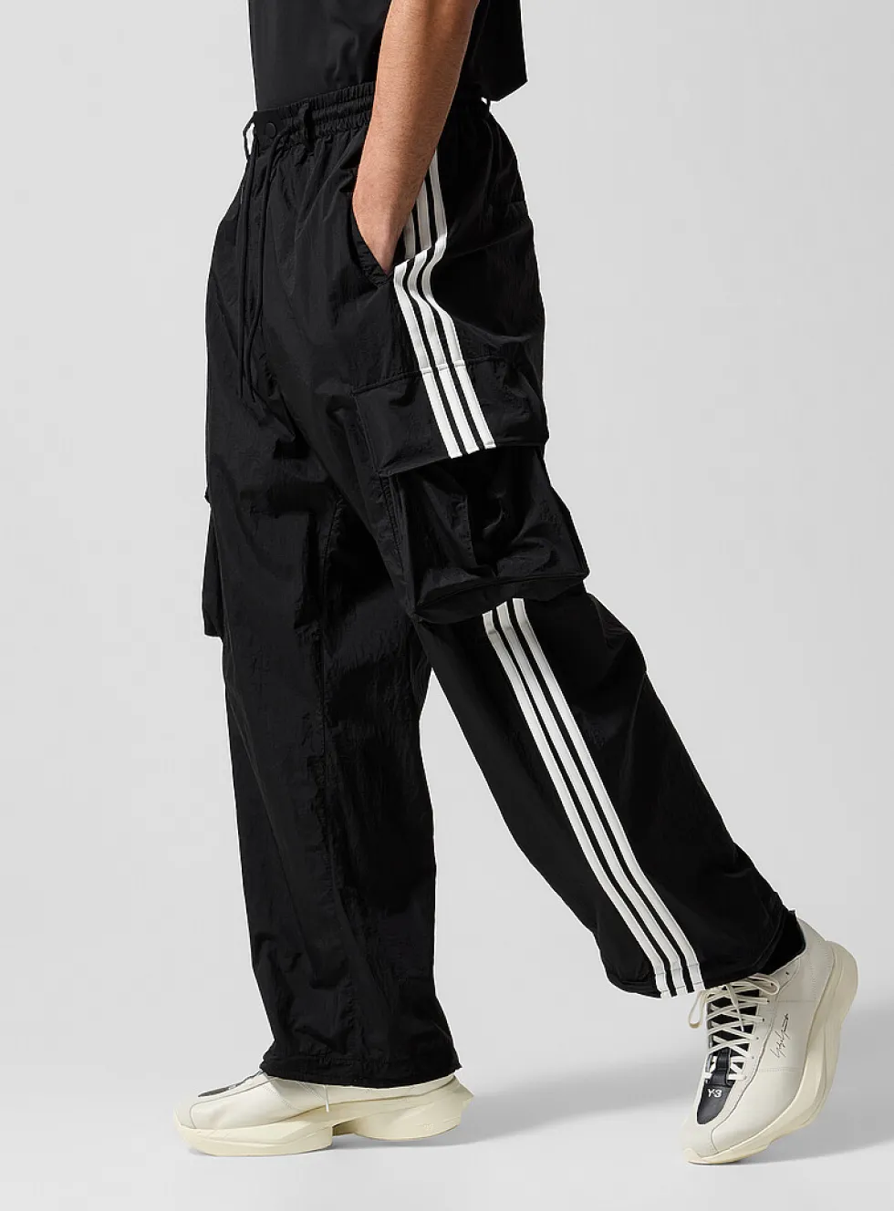Crinkled nylon cargo track pant