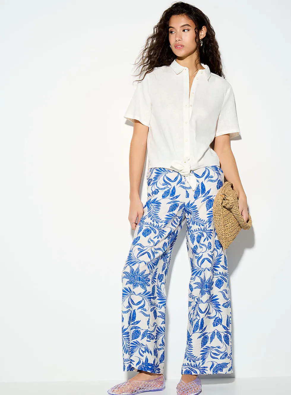 Crinkled texture printed wide-leg pant