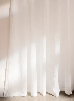 Crinkled texture sheer curtain