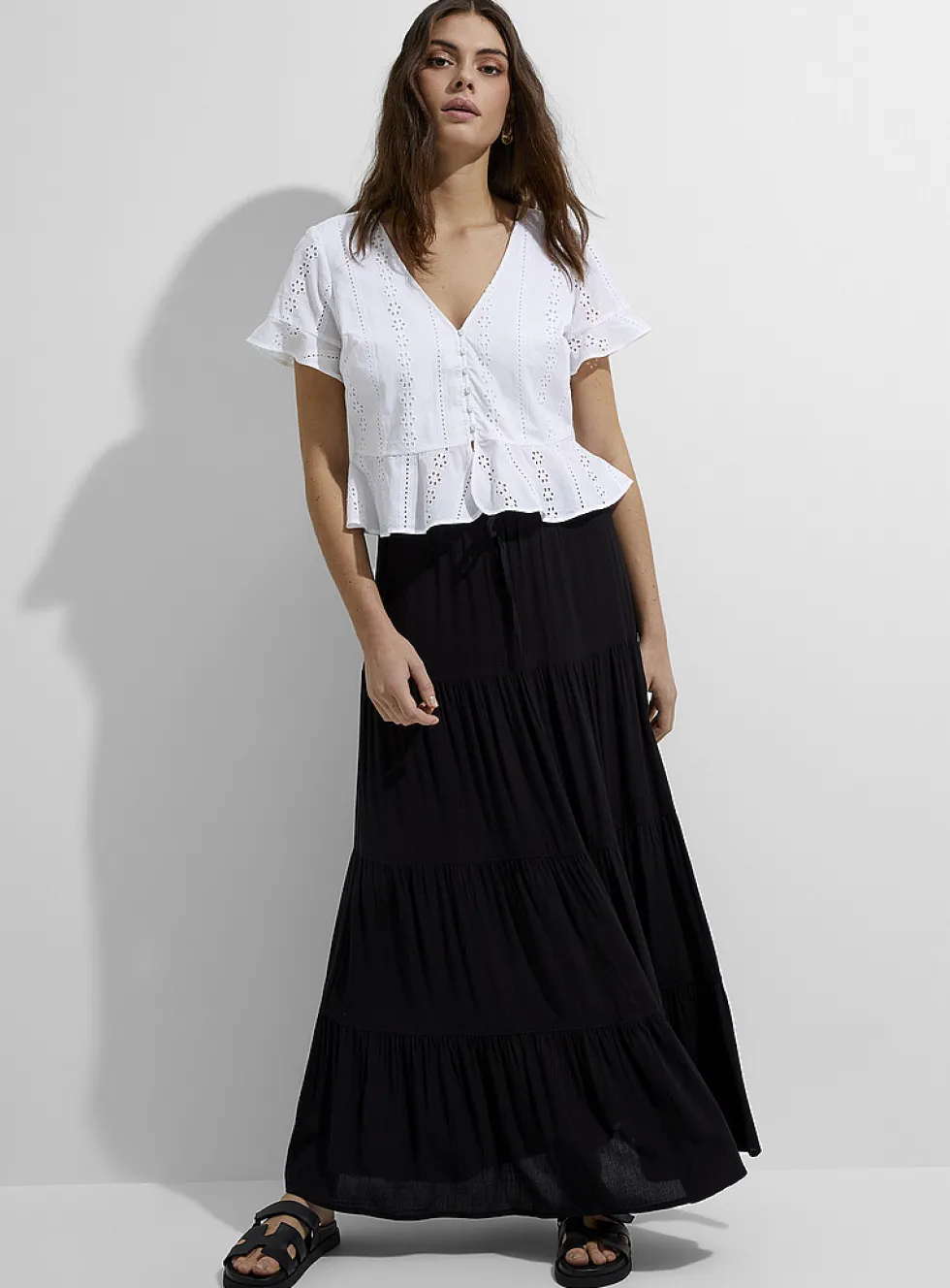 Crinkled tiered maxi skirt