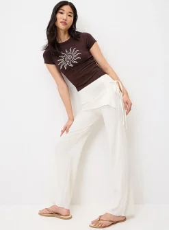 Crinkled wraparound pant