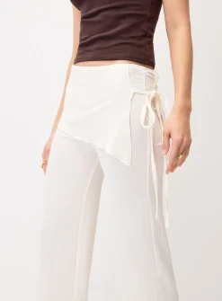 Crinkled wraparound pant