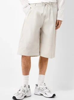 Crisp fabric XL Bermudas
