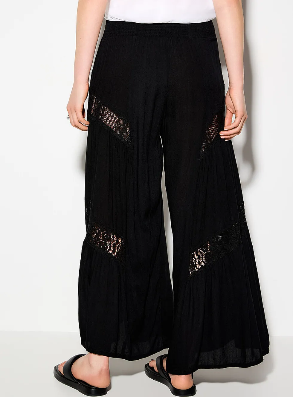 Crocheted details ultrawide-leg pant