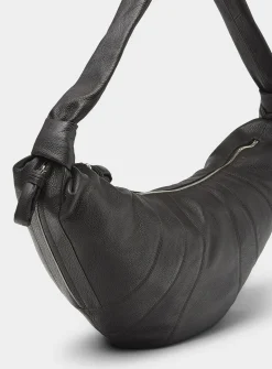 Croissant large grained leather bag