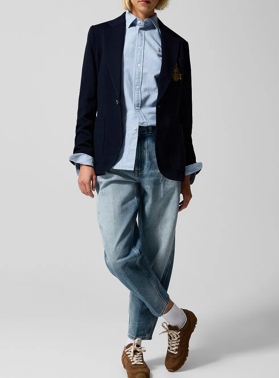 Cropped barrel-leg jean