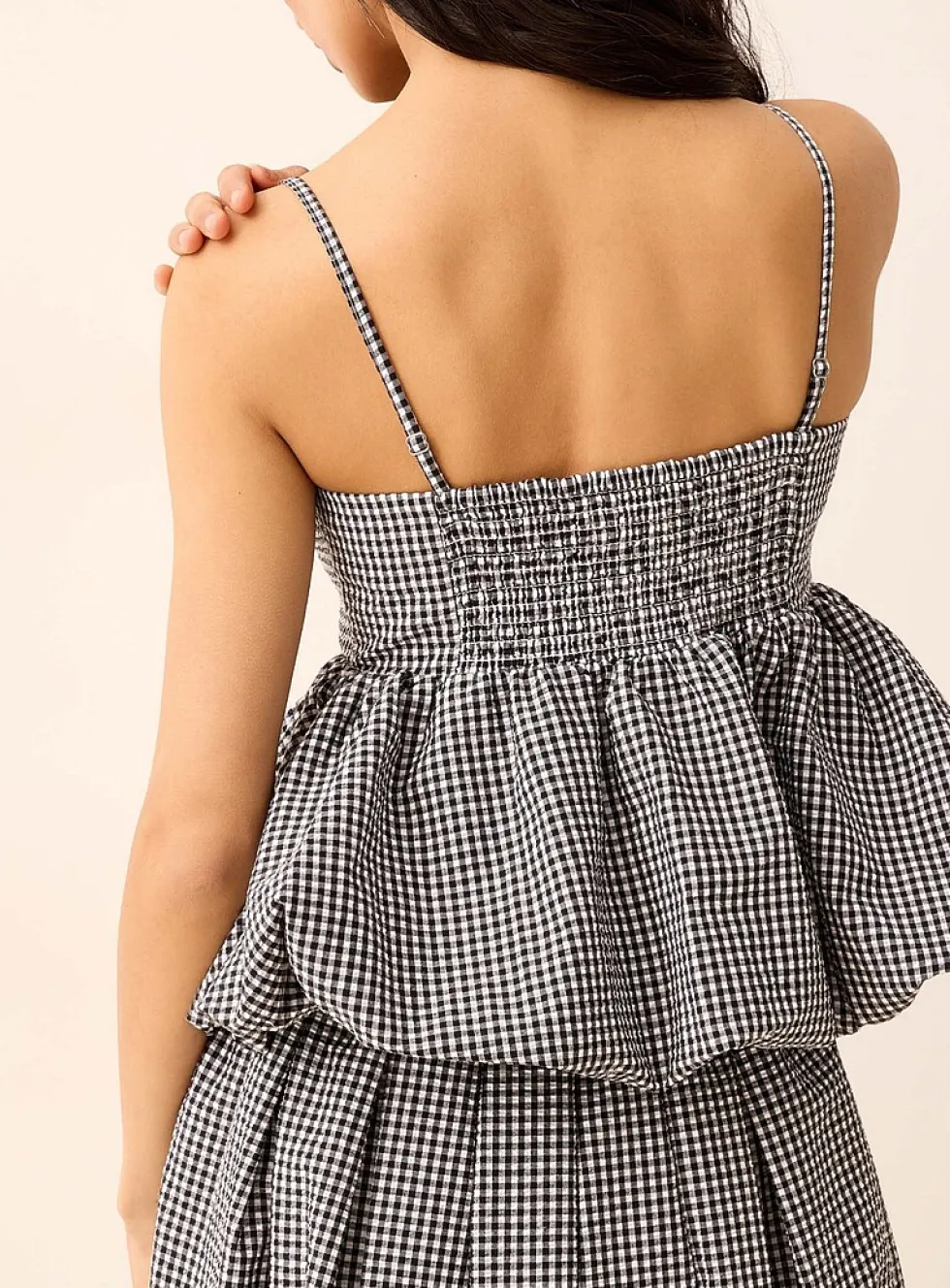 Cropped bubble-shape seersucker cami