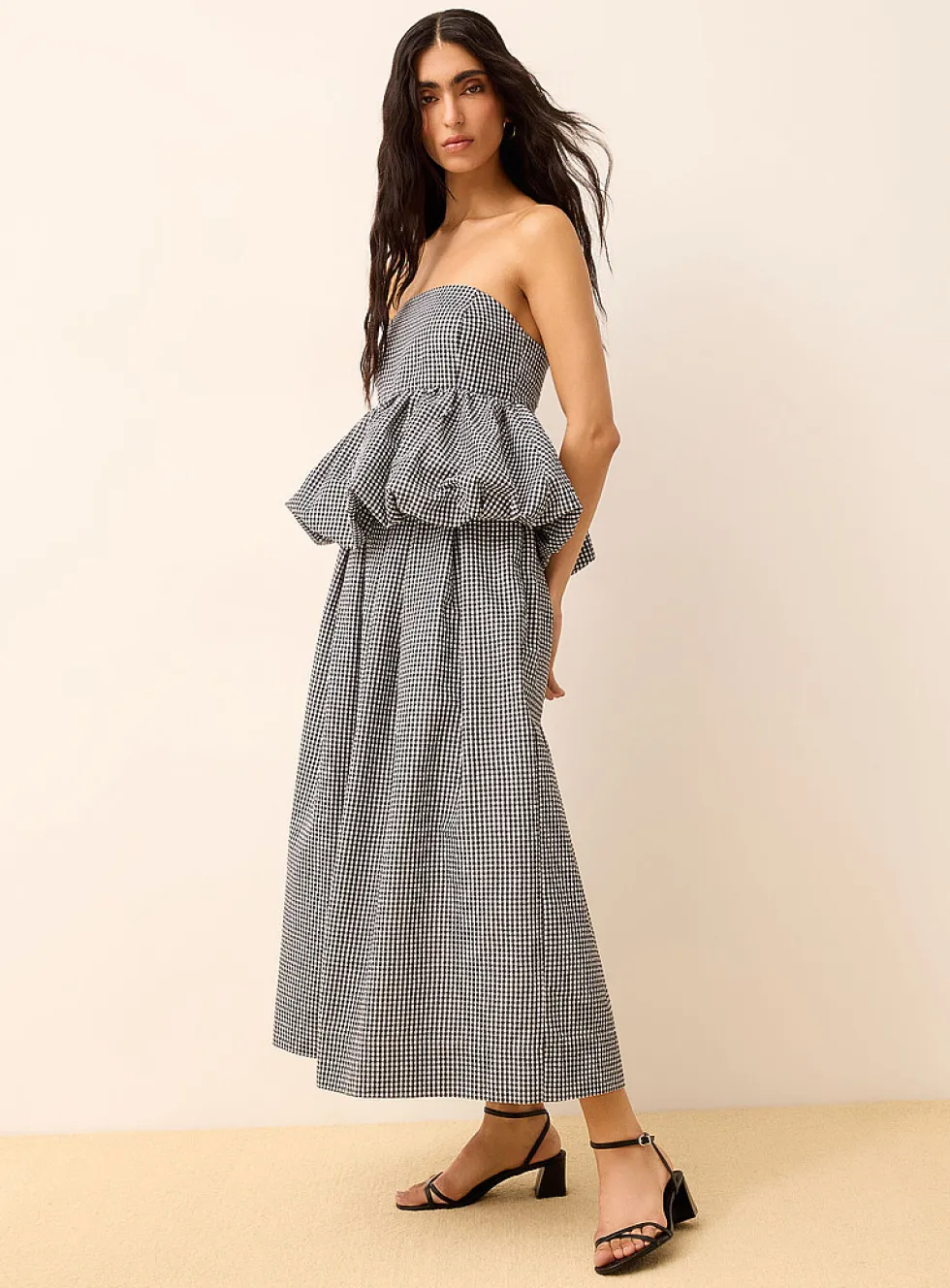 Cropped bubble-shape seersucker cami
