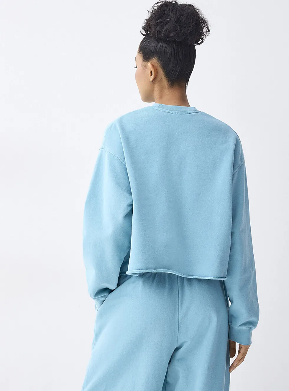 Cropped fleece sweatshirt