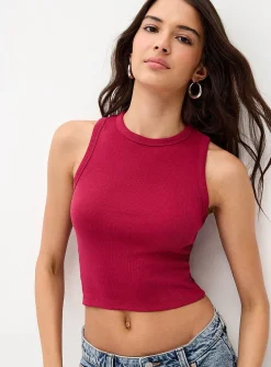 Cropped solid ribbed cami