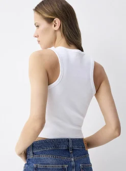 Cropped solid ribbed cami