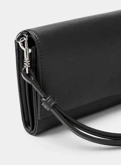 Crossbody pebbled bifold wallet