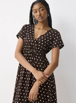 Crossover neckline crepe maxi dress