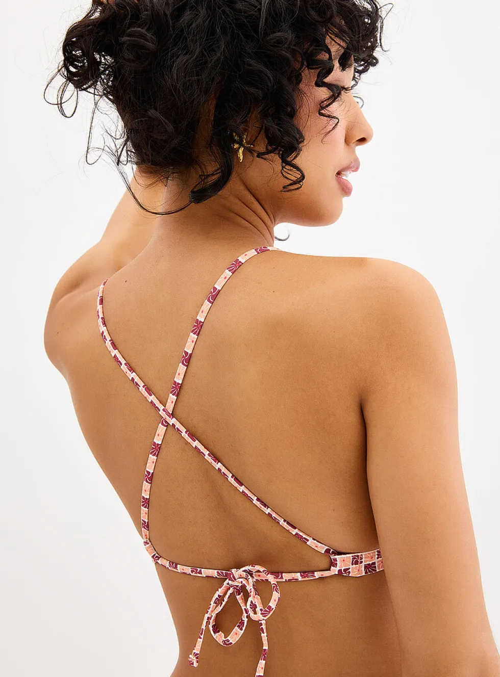 Cross-strap triangle bikini top