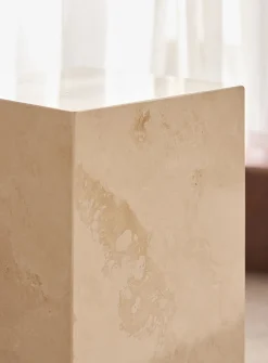 Cubicule Milan marble side table