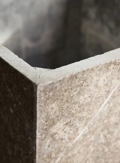 Cubicule Milan marble side table