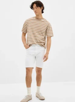 Cuffed white denim Bermudas