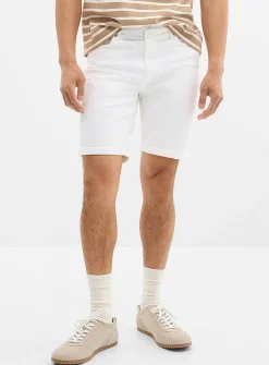 Cuffed white denim Bermudas