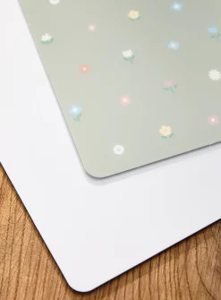 Cute flowers vinyl placemats