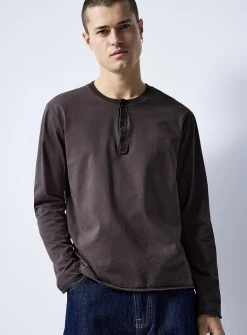 Cut-off Henley T-shirt
