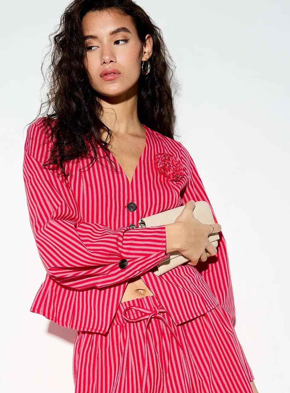 3D flower V-neck cinched poplin blouse