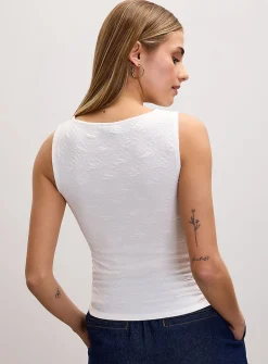 3D texture boat-neck cropped cami