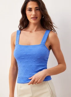 3D texture square-collar cami