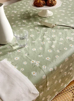 Daisies vinyl tablecloth