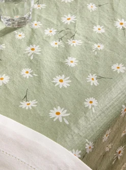 Daisies vinyl tablecloth