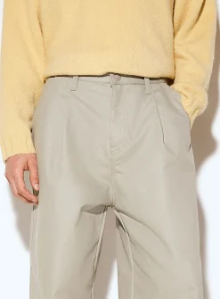 Dark indigo pleated jean