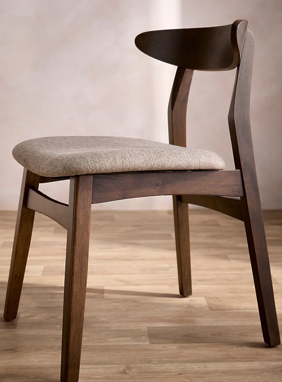 Dark walnut finish curved backrest chairs