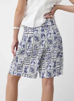 Deep pleating high-waisted short
