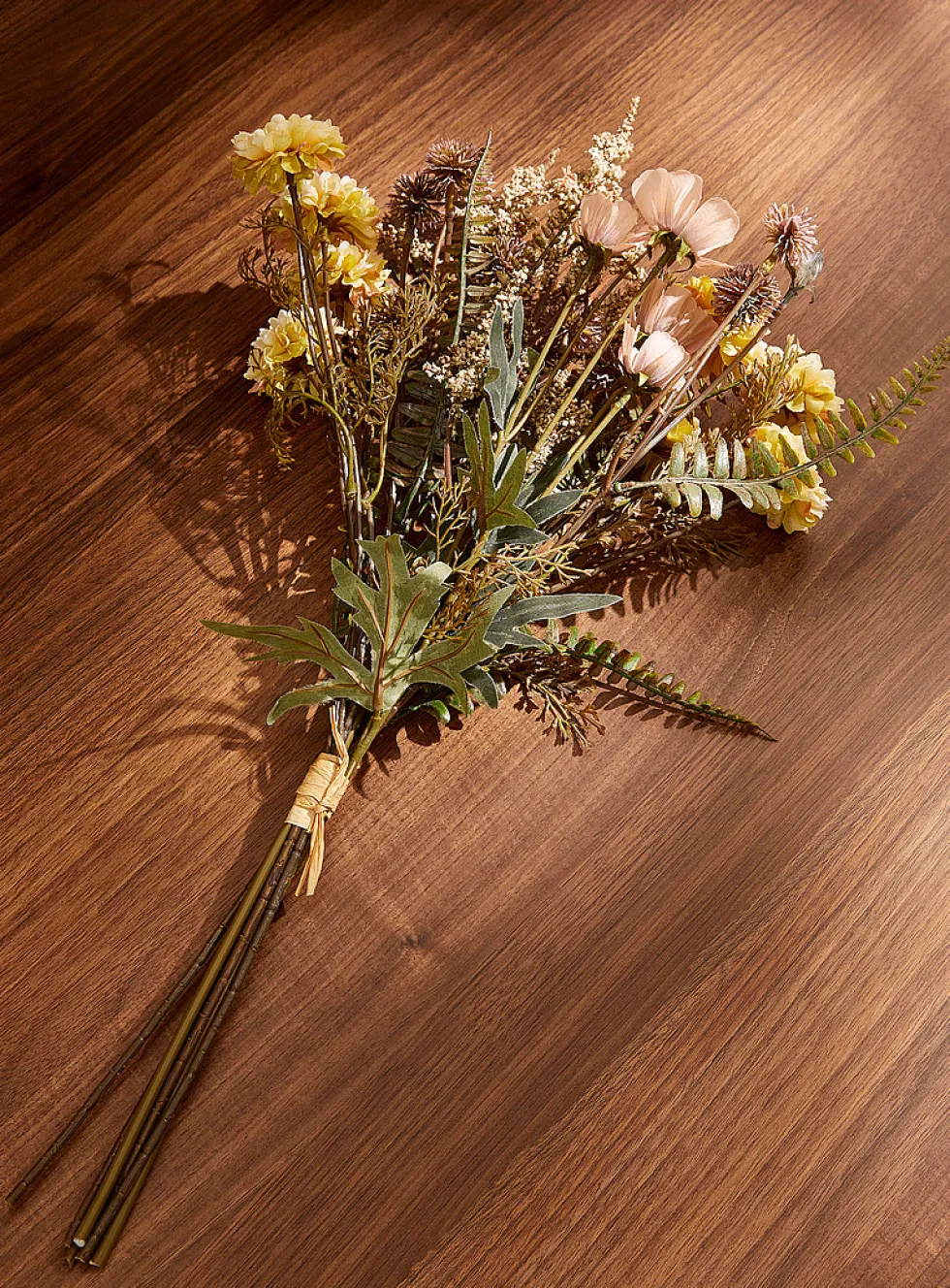Delicate harvest bouquet