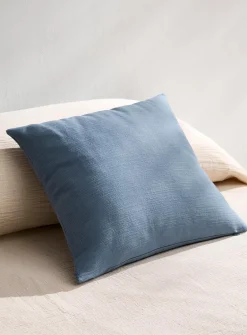 Delicately textured removable cover cushion