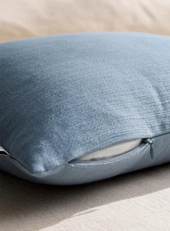 Delicately textured removable cover cushion