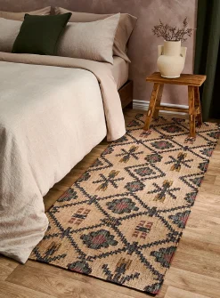 Diamonds and flowers kilim hallway rug