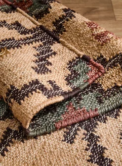 Diamonds and flowers kilim rug