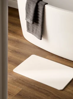 Diatomite bath mat