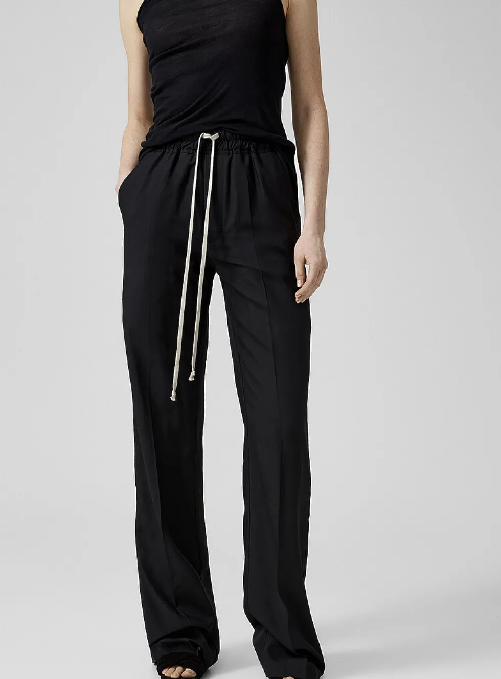 Dietrich pure virgin wool drawstring pant