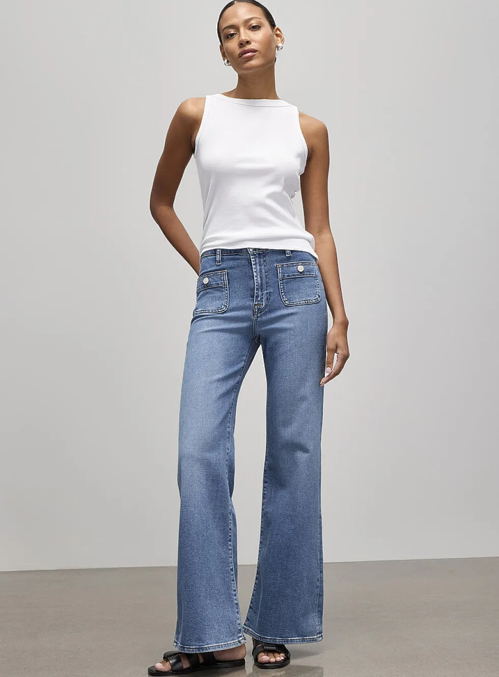 Dojo modern patch-pocket jean